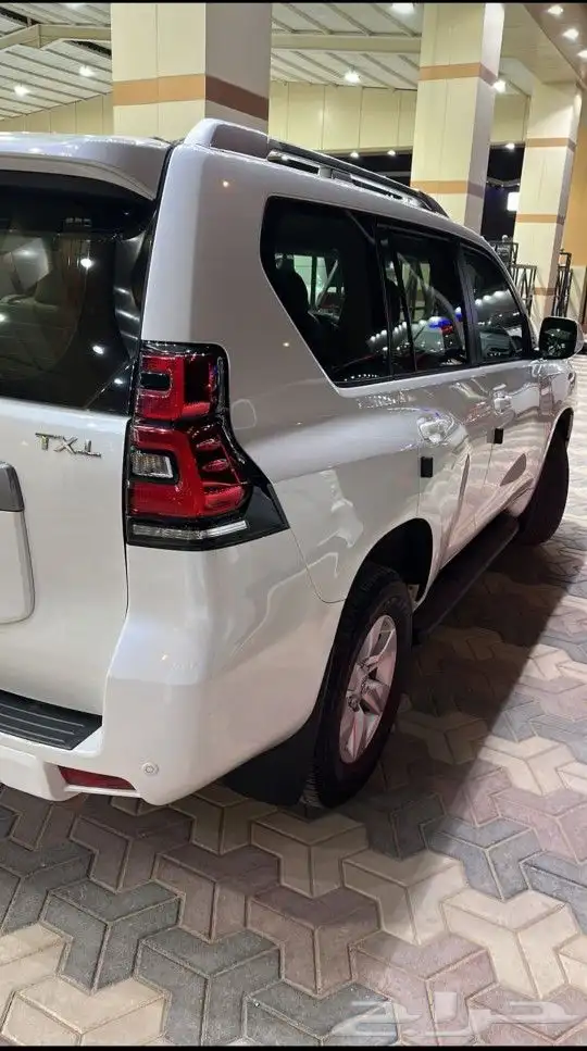 تويوتا برادو TXL موديل 2022 1