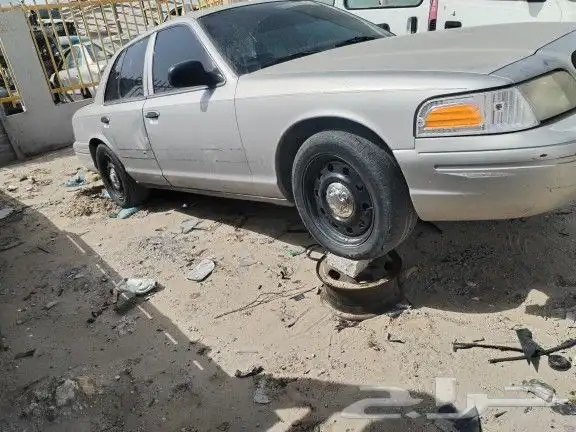 فورد 2006 فكتوريا قطع غيار 2