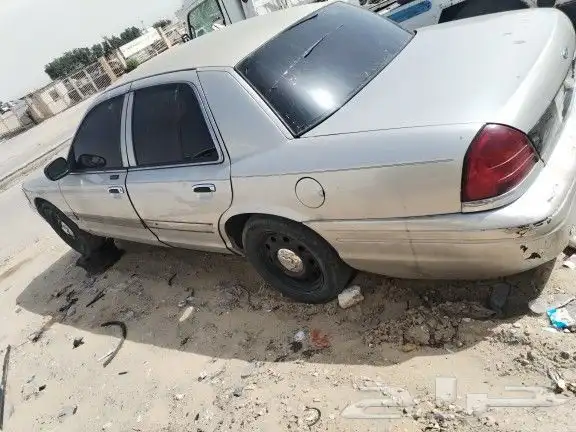 فورد 2006 فكتوريا قطع غيار 4