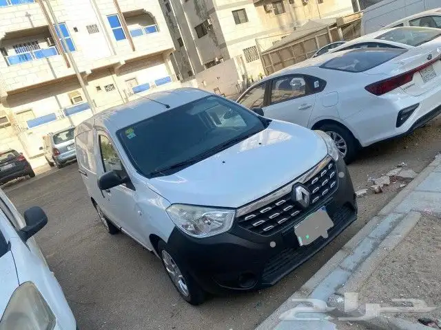 فإن رينو دوكر 2018 0