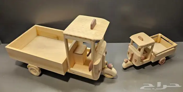 مجسم توكتوك خشبي 1