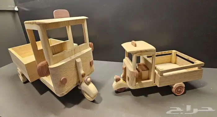 مجسم توكتوك خشبي 0