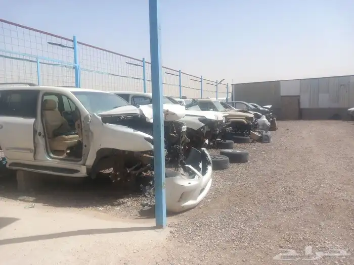 يوجدلديناجميع قطع غيارتايوتا 4