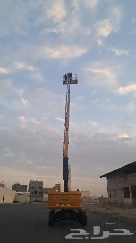 فوركلفت وسيزر لفت ومان لفت للإيجار اليومي والشهري 3