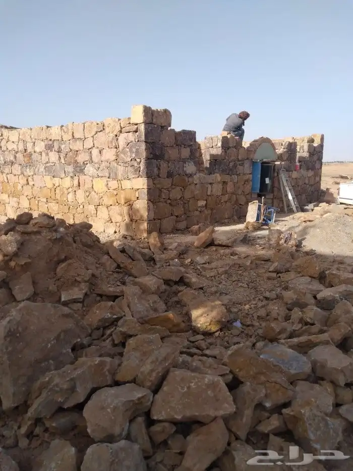 نقوم بتنفيذ مشروع البيوت الشعبيه والبيوت الوقيص وتنفيذ المض 4