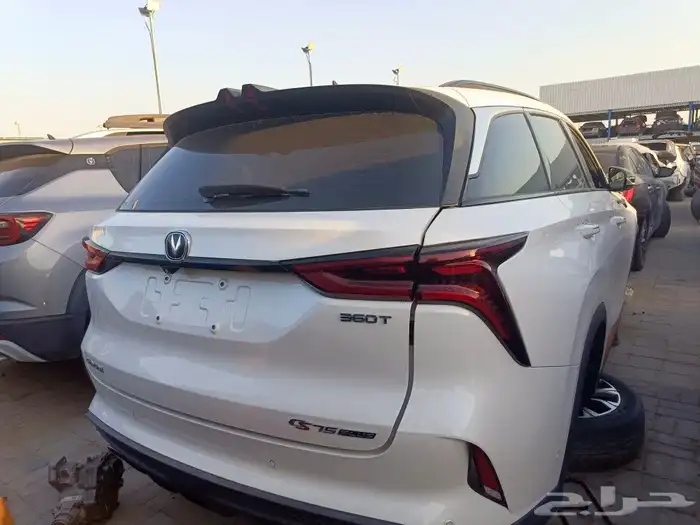 جميع سيارات الكهرباء شانجان 5