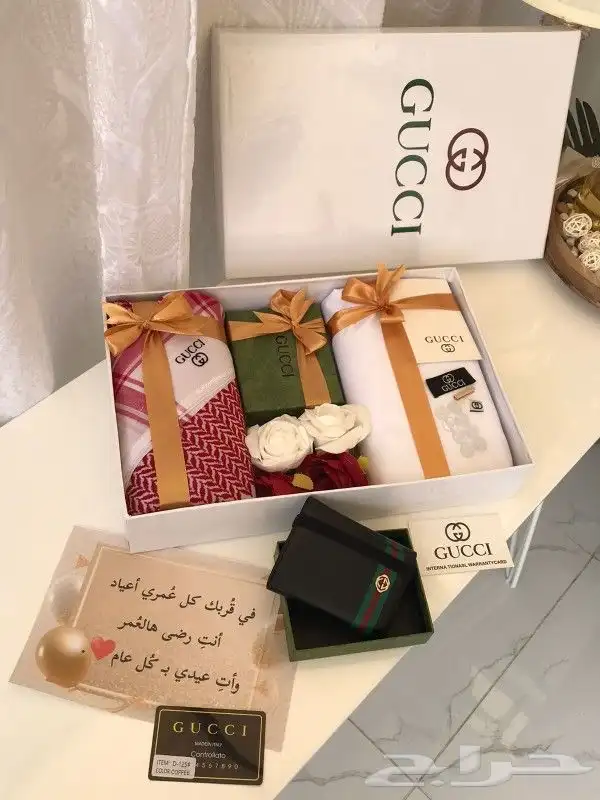 طقم قوتشي رجالي   مكون من   قماش صيفي كوري  النوعيه نص وا 1