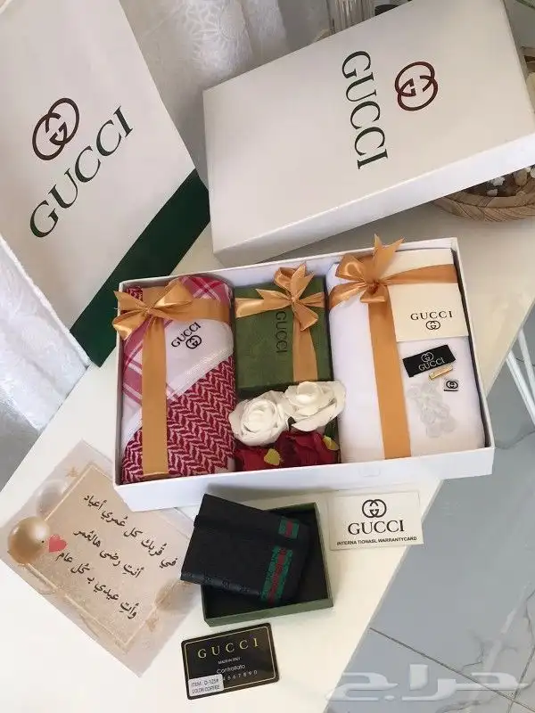 طقم قوتشي رجالي   مكون من   قماش صيفي كوري  النوعيه نص وا 4