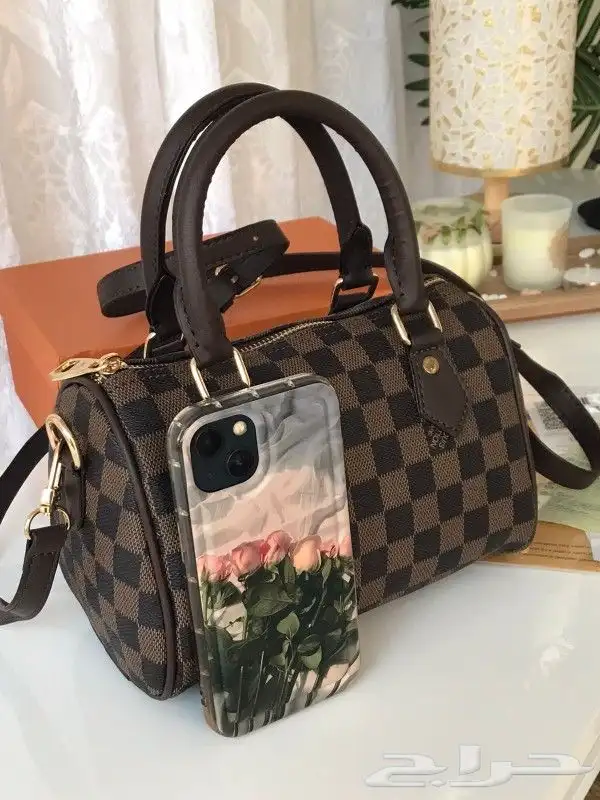 هداياء رجالي نسائي جميع الماركات لطلب وتساب 44