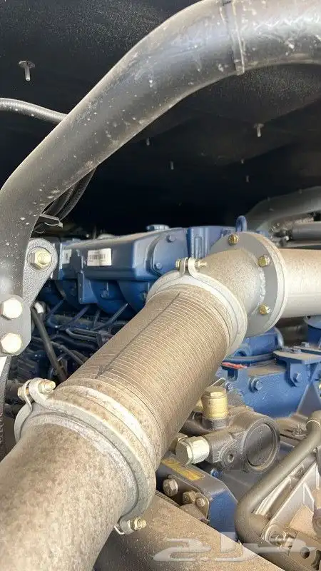 راس تريلا شكمان جنط 24 قير اتوماتيك سست امامى وخلفى حجم 460 4