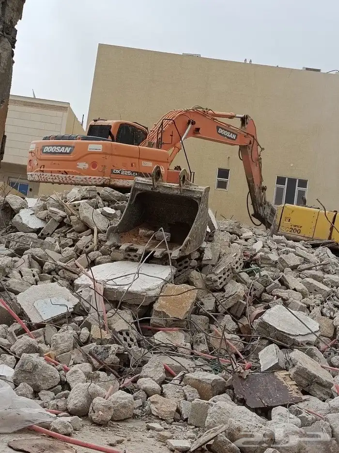 هدم وازاله وتكسير المباني مقابل السكراب مجانا 0