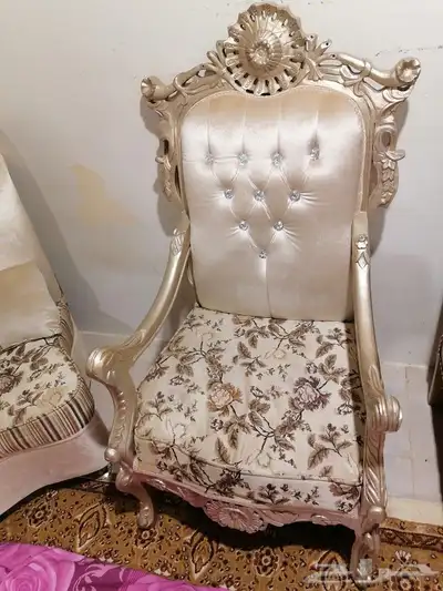 كنب نظيفه كما موضحه في الصور 7
