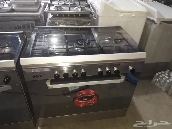 غازات إيطالية مستعملة نظيفة مشيكة و جاهزة للإستخدام 15