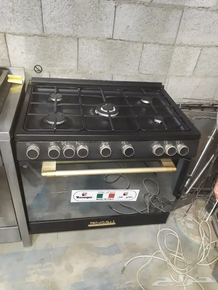 غازات إيطالية مستعملة نظيفة مشيكة و جاهزة للإستخدام 13