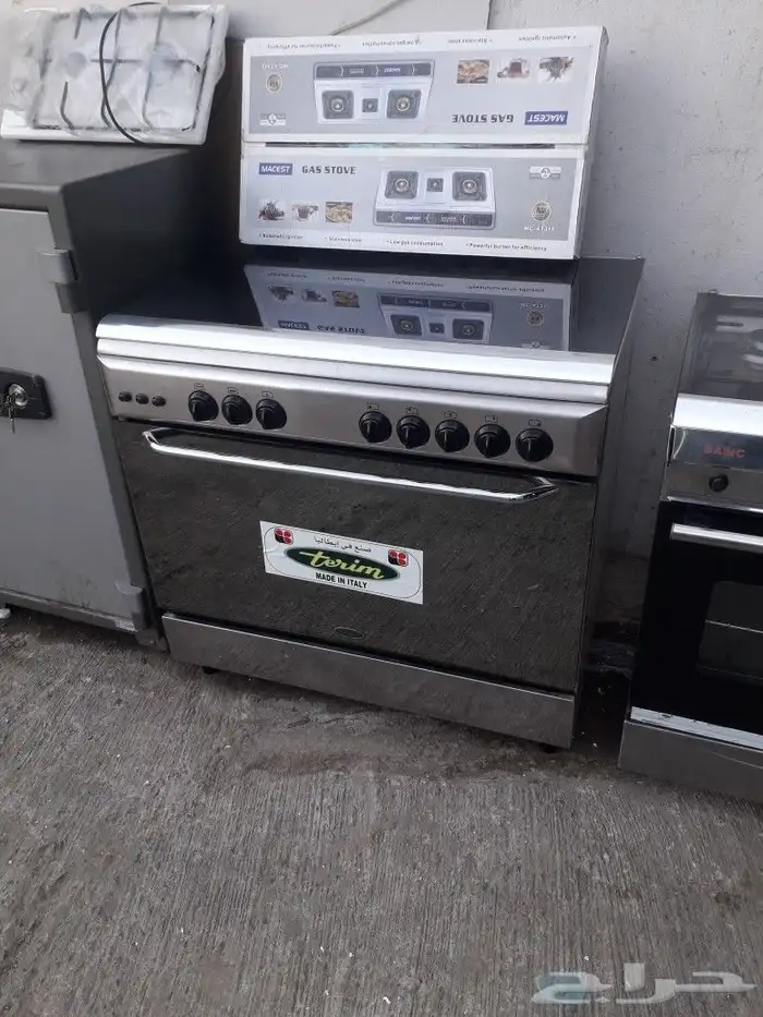 غازات إيطالية مستعملة نظيفة مشيكة و جاهزة للإستخدام 1