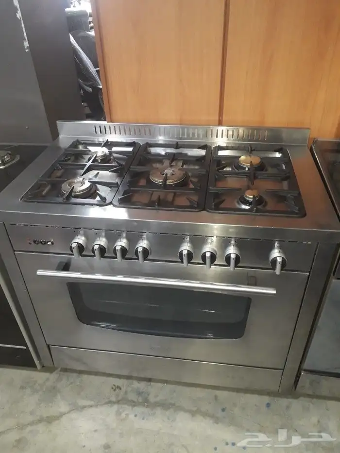 غازات إيطالية مستعملة نظيفة مشيكة و جاهزة للإستخدام 26