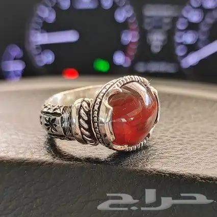 خاتم عقيق يماني مزعفر 4