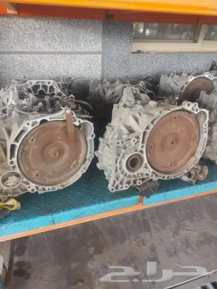 يوجد جميع المكاين و الجيرات لجميع السيارات 8