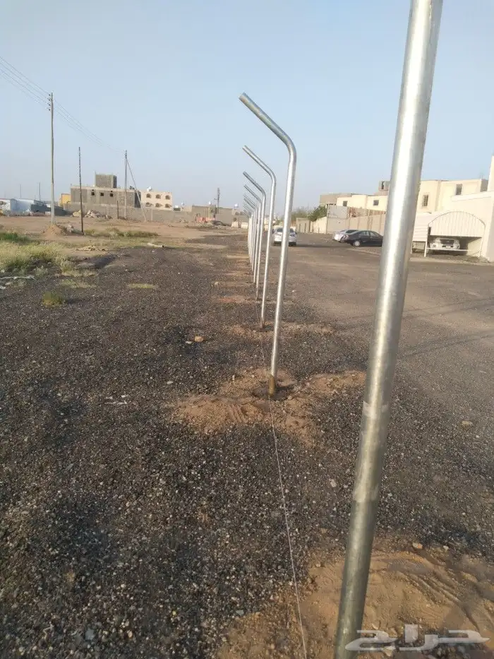 نقوم بتنفيذ مشروع الشبوك المجلفنه والوطني والسواتر في أنحاء 3