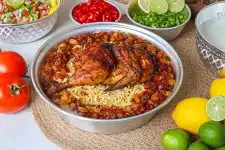 مطعم نص دجاجة 6
