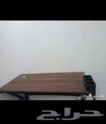 طاولة مكتب 1