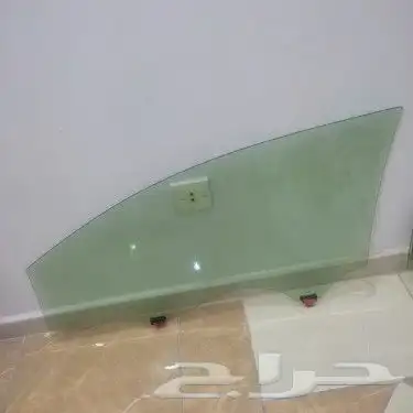 زجاج باب سياره تويوتا يارس 2