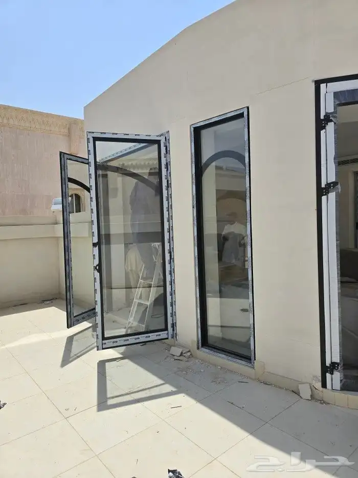 واجهات المنيوم سرايا أبواب مقوس واجهات كارتن وول استركشر 3