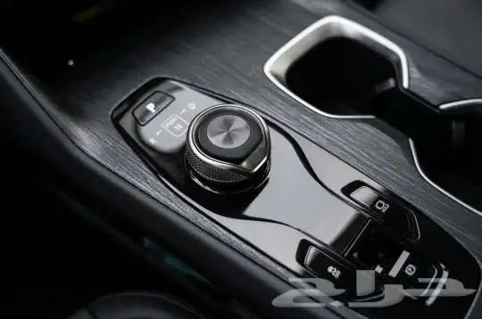 لكزس ار زد لاكجري كهربائي Lexus RZ 450e Luxury موديل 2024 19