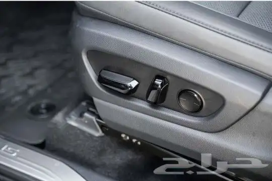 لكزس ار زد لاكجري كهربائي Lexus RZ 450e Luxury موديل 2024 25