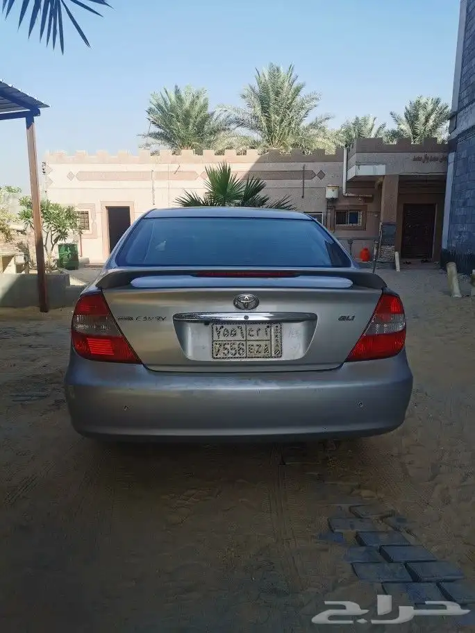 كامري 2003 محول كامل الى2006.. 4سرندل لون فضي مايشكي من شي 1