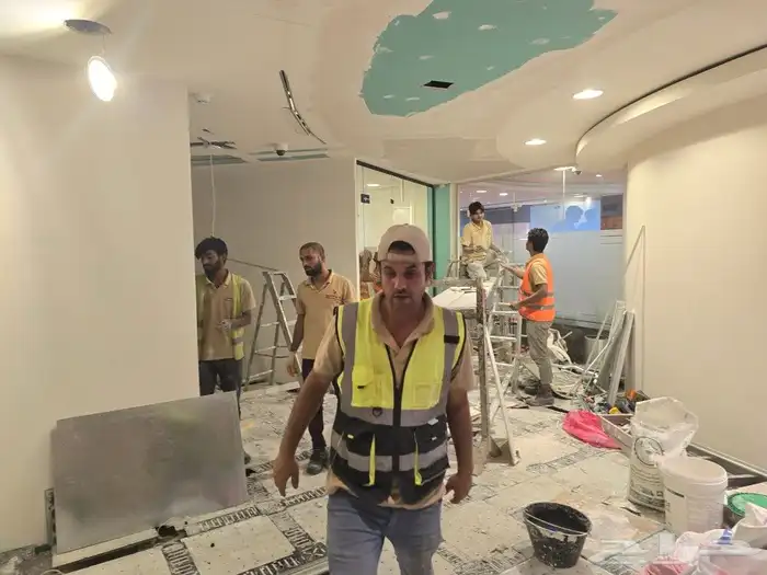 قواطع زجاج سكريت مكاتب قزاز سكريت قواطع 0