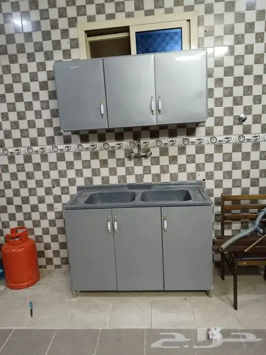 نجار نقل العفش وتركيب جميع انواع الاثاث المستعمل والجديد 3