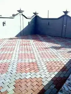 ابو خديجه لتركيب الانترلوك والبلدوره ب اقل الاسعار في جيزان 5