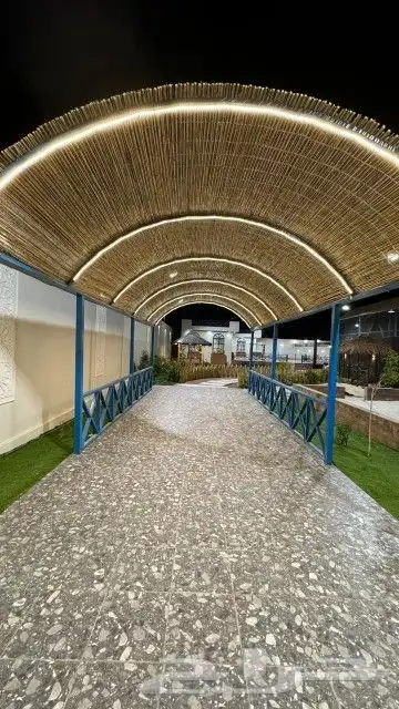 منتجع لاريسا ديراب 30