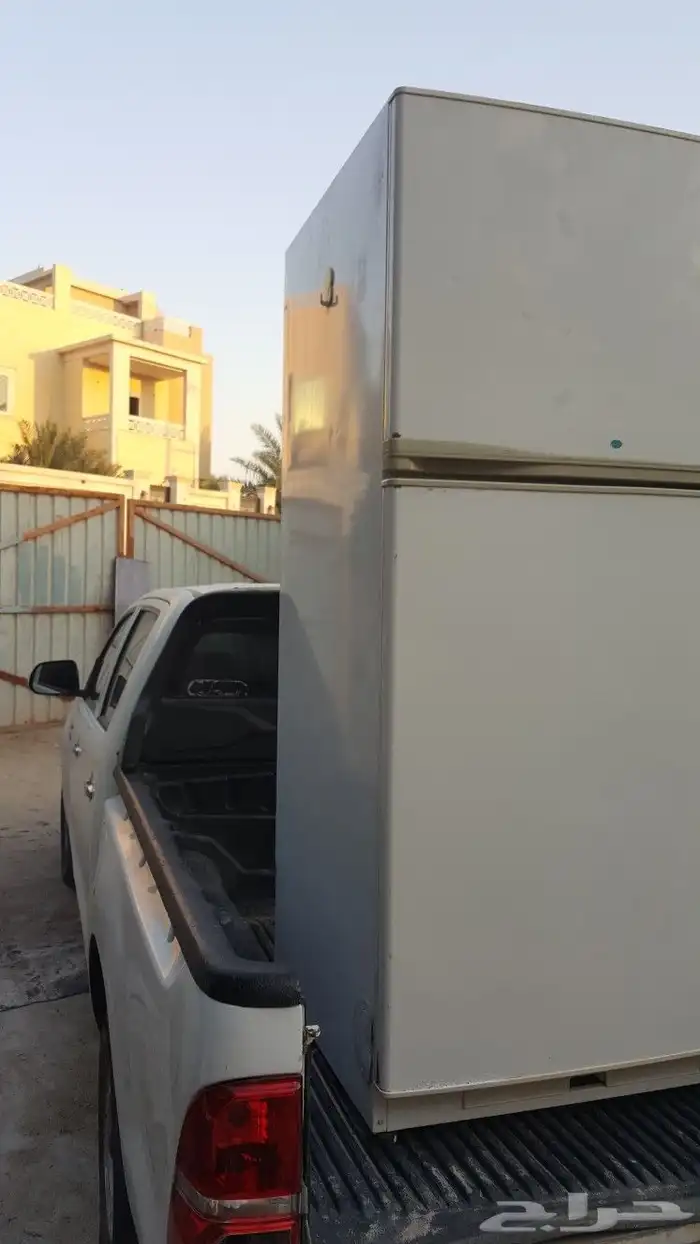 ثلاجة يابانية كبيرة جدا جدا وبارده. الاحساء 2