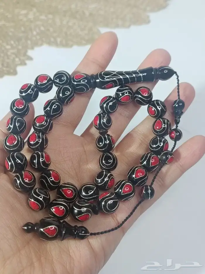 سبحة فاخرة يسر حجازي طبيعي بحر احمر مطعم فضة وكسر مرجان 5