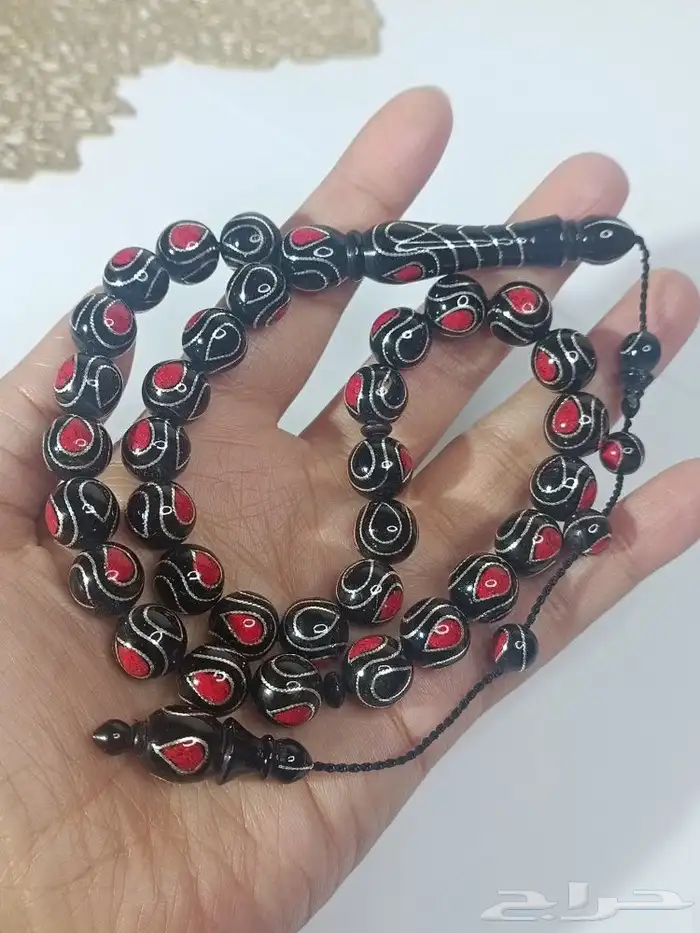 سبحة فاخرة يسر حجازي طبيعي بحر احمر مطعم فضة وكسر مرجان 4