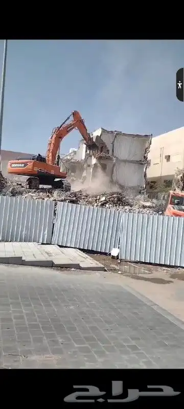 هدام مباني واسترحات وعماير داخل المدينه مع ترحيل 0