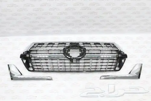 شبك لاندكروزر 2018 الى 2021 اسود وكروم 4