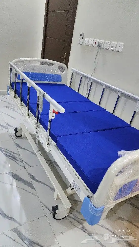 سرير طبي كهربائي شبه جديد 1