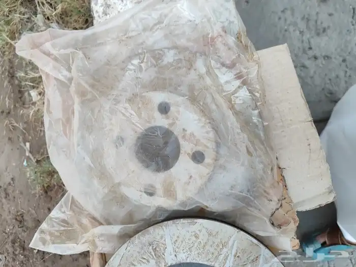 هوبات اماميه كرولا من 2001 الى 2007 جديدة حبتين .تم البيع .. 2