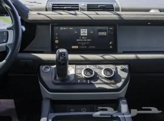 لاند روفر ديفيندر Land Rover Defender 110 P400 SE موديل 2020 10