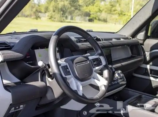لاند روفر ديفيندر Land Rover Defender 110 P400 SE موديل 2020 9