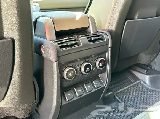لاند روفر ديفيندر Defender 110 First Edition HSE موديل 2020 20