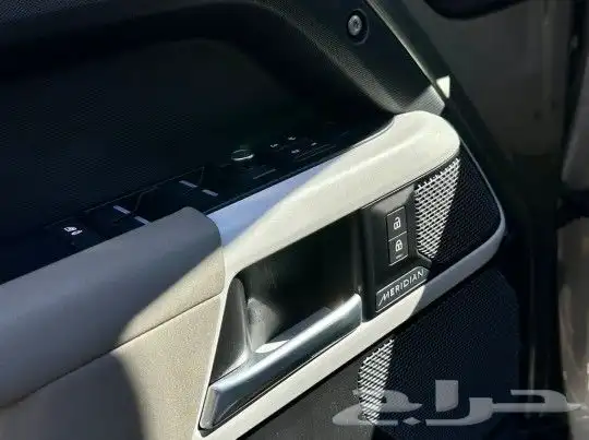 لاند روفر ديفيندر Defender 110 First Edition HSE موديل 2020 18