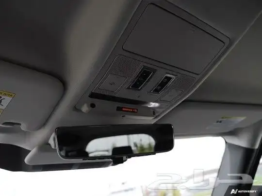 لاند روفر ديفيندر Land Rover Defender P400 HSE موديل 2020 22