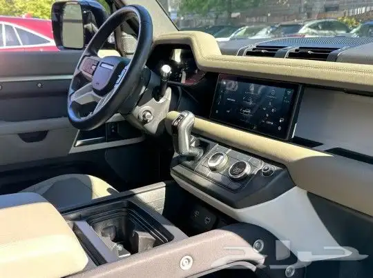 لاند روفر ديفيندر Defender 110 First Edition HSE موديل 2020 8