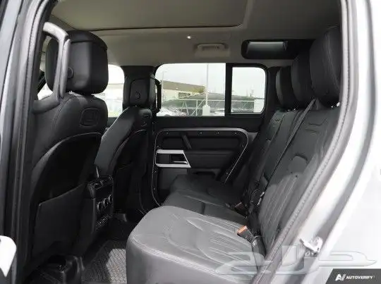 لاند روفر ديفيندر Land Rover Defender P400 HSE موديل 2020 10