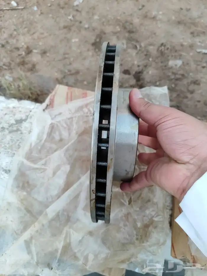 هوبات اماميه كرولا من 2001 الى 2007 جديدة حبتين .تم البيع .. 17