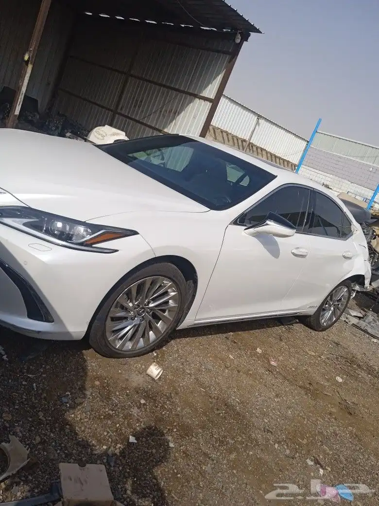 قطع غيار لكزس as300 موديل 2022 8